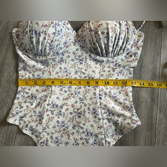 Blāshe Romantic Purple Floral Bodysuit with Bustier Top and High-Cut Style. M - Picture 14 of 16
